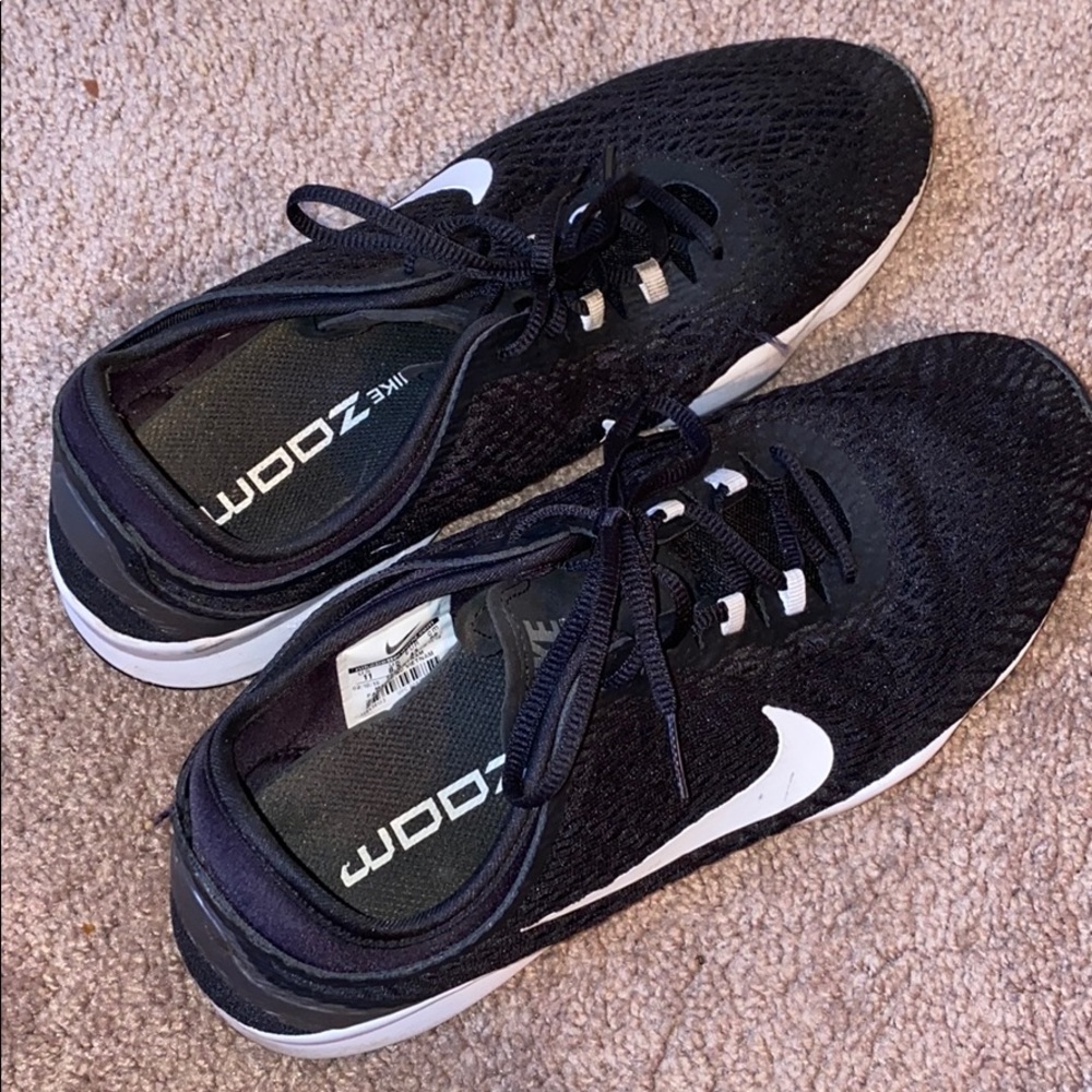 NIKE ZOOM FIT TRAINING SNEAKERS | SIZE 11
